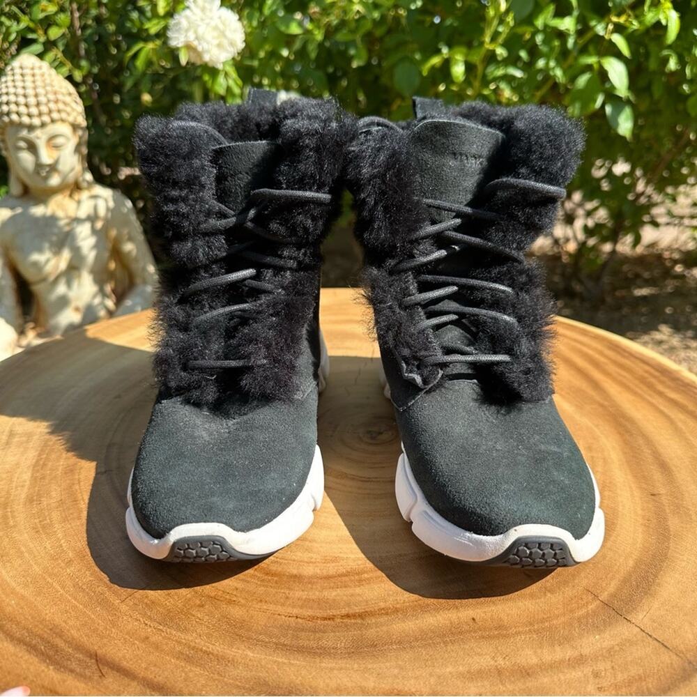 SKECHERS MARK NASON Faux Fur Lined Suede Boot Sneakers Women’s Size 6 - Picture 3 of 6